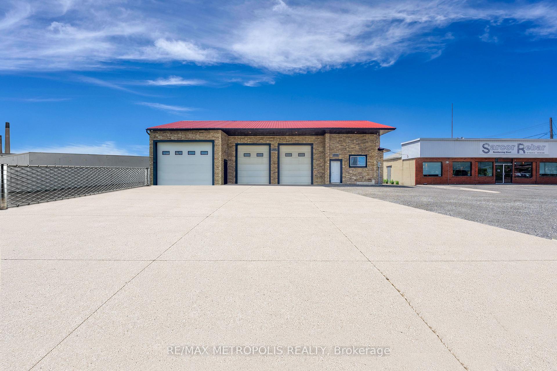 Unit A - 523 Vidal Street S Sarnia Ontario Canada Lease commercial Ben Basra RE/MAX Metropolis Realty Brokerage*