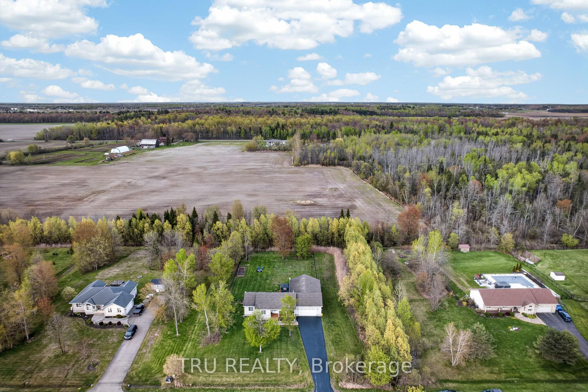 52 Kimberly Avenue North Grenville Ontario Canada Sale residential Isam Hashweh TRU REALTY , BROKERAGE*