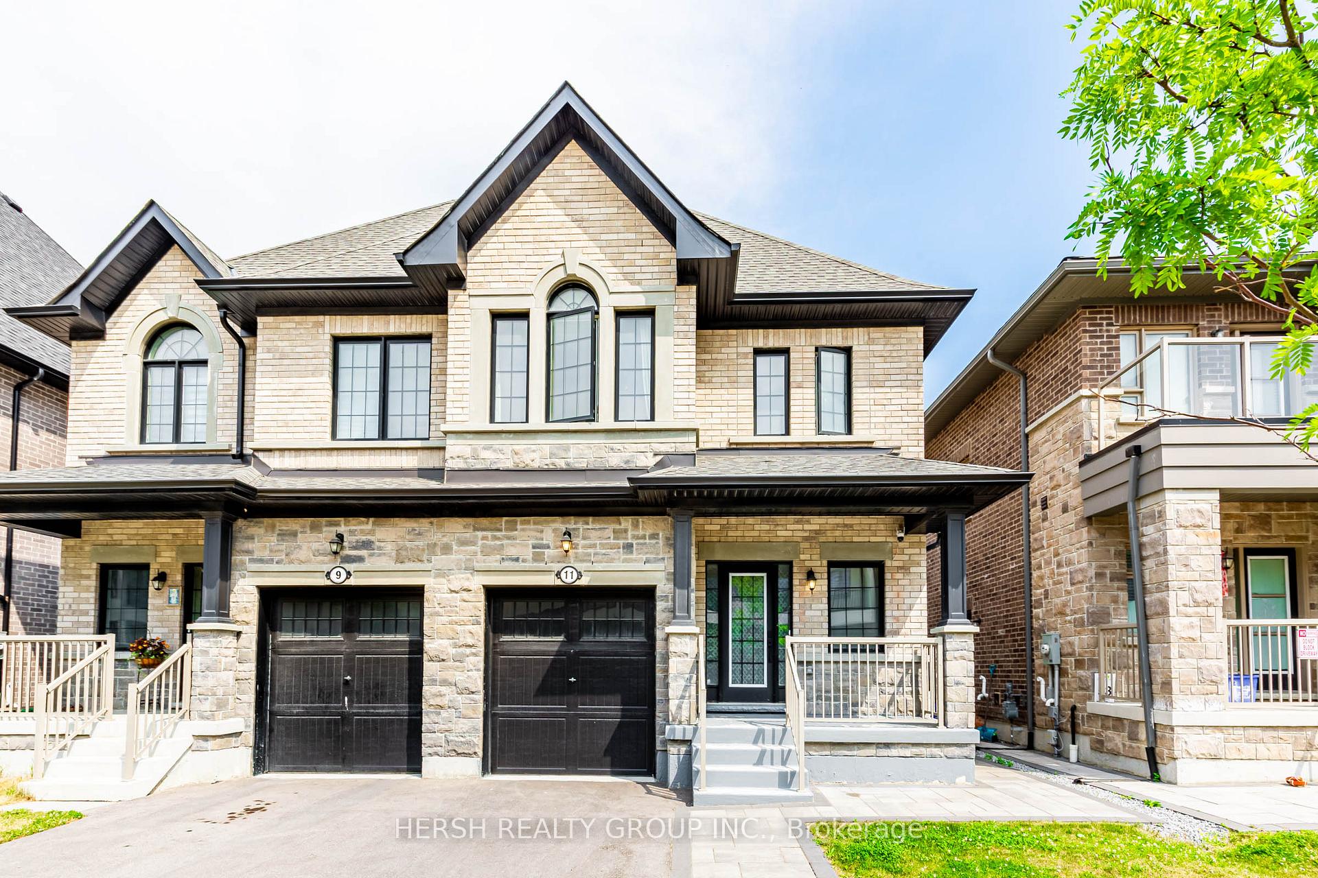 11 Alan Williams Trail Uxbridge Ontario Canada Sale residential Gwen Layton Coldwell Banker - R.M.R. Real Estate, Brokerage*