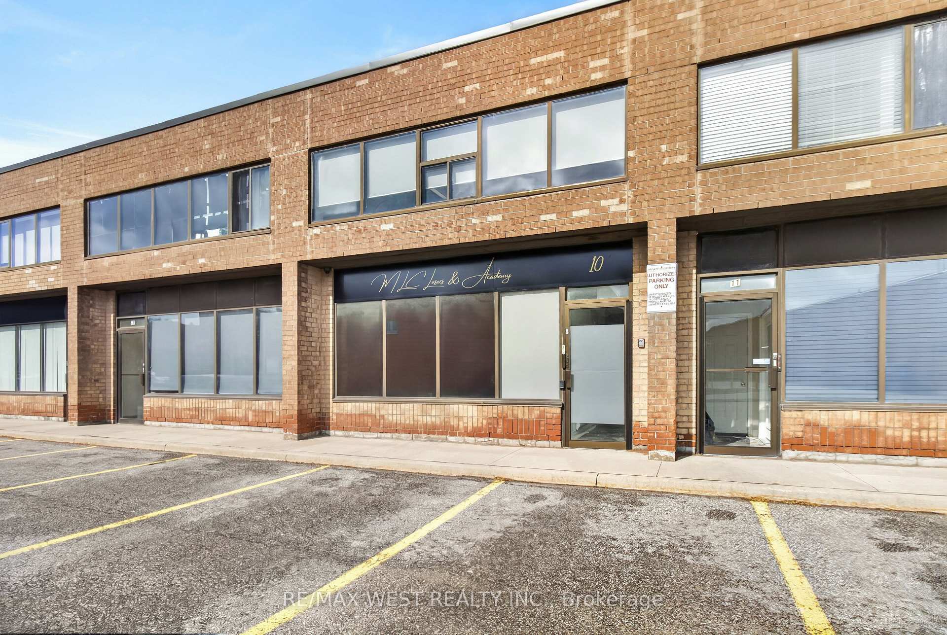 10 - 160 Cidermill Avenue Vaughan Ontario Canada Sale commercial Grace Soares RE/MAX West Realty Inc., Brokerage *