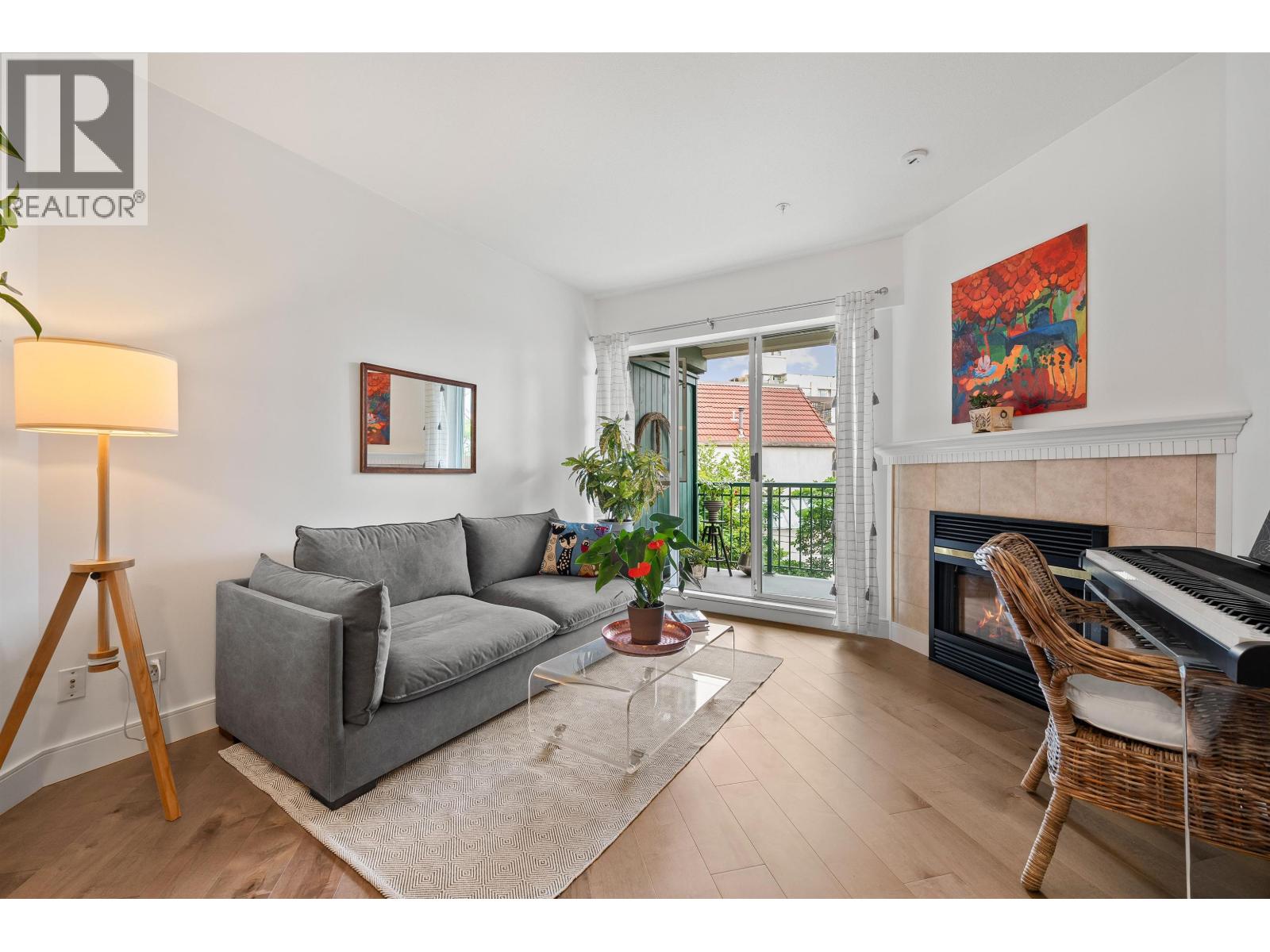 304 1928 NELSON STREET Vancouver British Columbia Canada Sale residential   Oakwyn Realty, Brokerage*