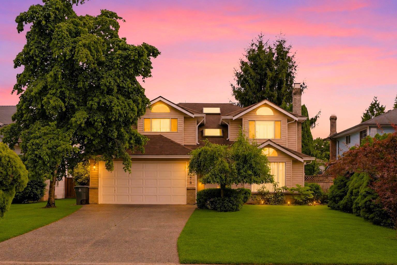 15578 112A AVENUE Surrey British Columbia Canada Sale residential Gonzalo Santos PREC Real Broker B.C. Ltd.
