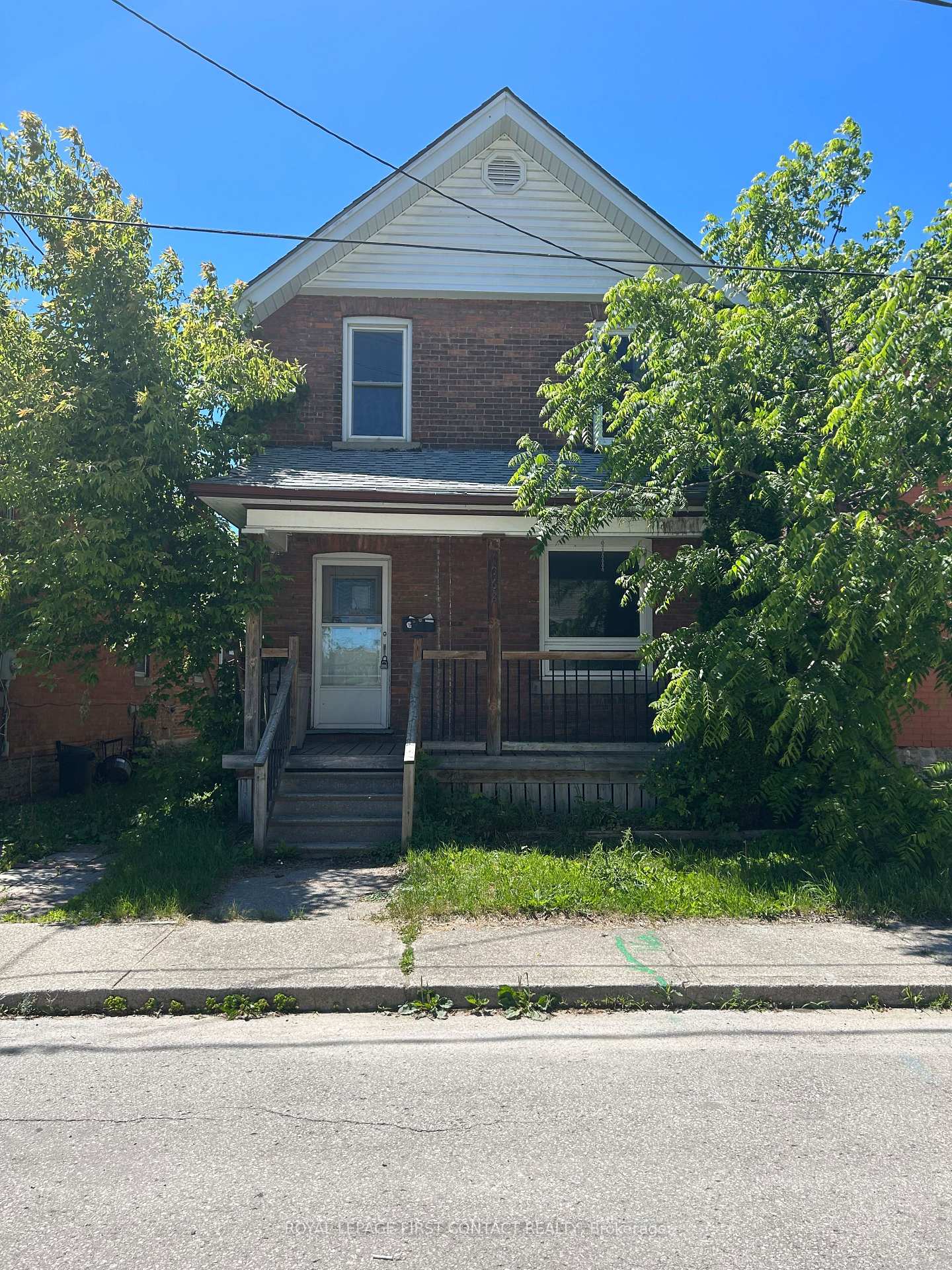 1068 1st A Avenue W Owen Sound Ontario Canada Sale residential Your Ladies of Real Estate . Royal LePage First Contact Realty, Brokerage *