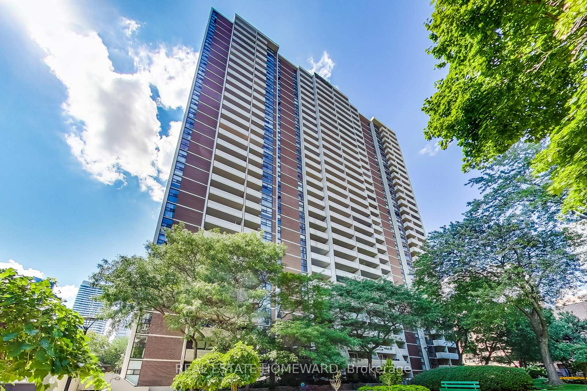 707 - 40 Homewood Avenue Toronto Ontario Canada Rent residential   Real Estate Homeward, Brokerage*