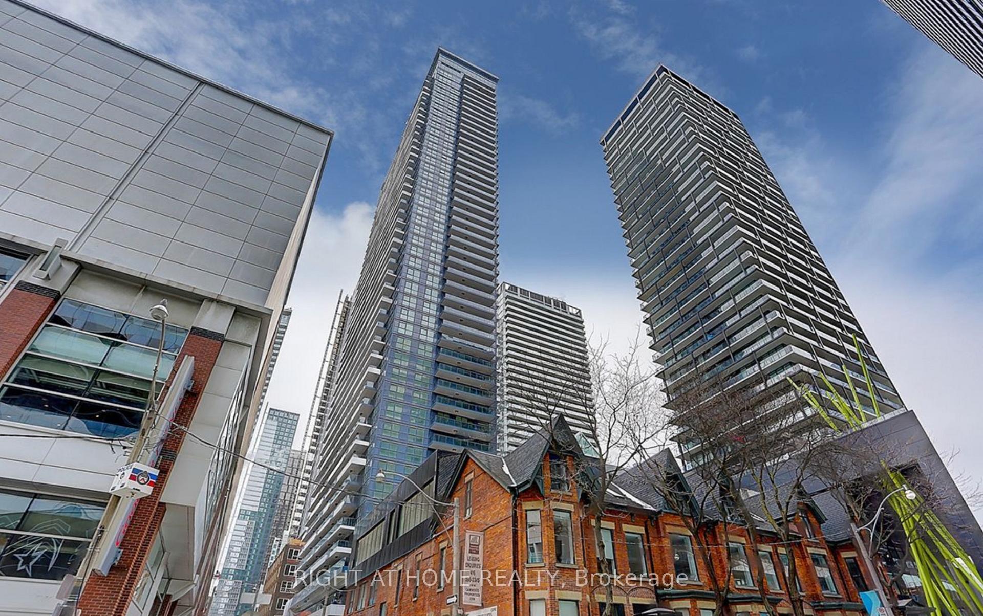 2308 - 38 Widmer Street Toronto Ontario Canada Rent residential Rick Spagnuolo Right at Home Realty, Brokerage*