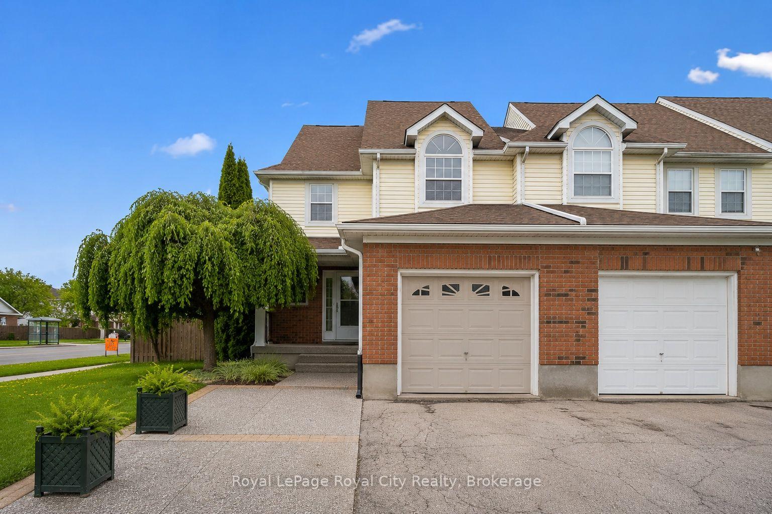43 Kearney Street Guelph Ontario Canada Sale residential Silvia  Biro RE/MAX Real Estate Centre Inc., Brokerage