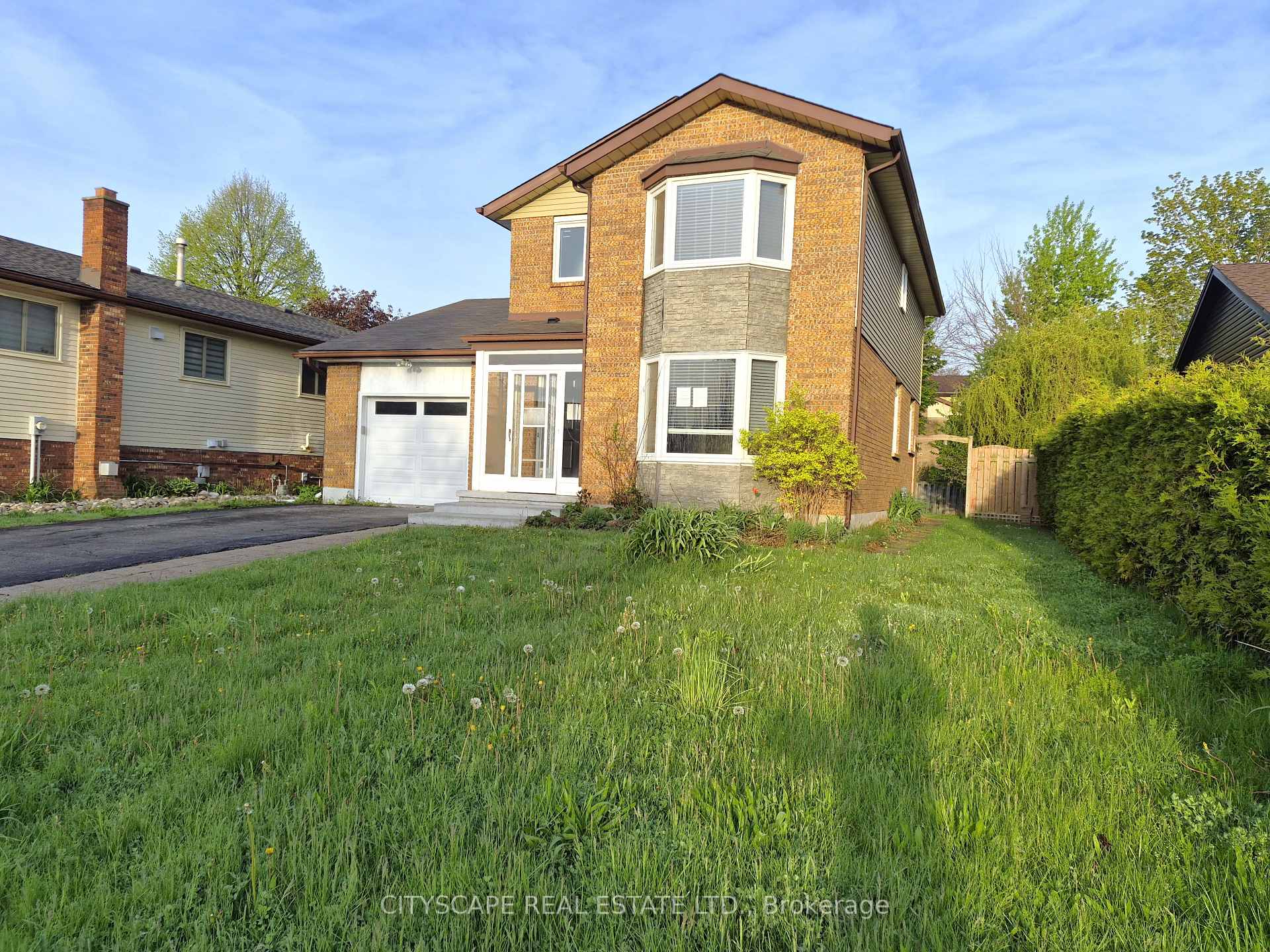 11 Ashely Court Kitchener Ontario Canada Sale residential Rakesh Babber Cityscape Real Estate Ltd., Brokerage 