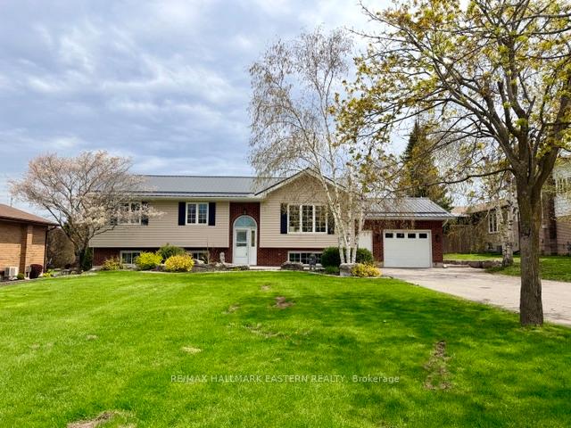 28 Grant Drive Kawartha Lakes Ontario Canada Sale residential TRUDY WILSON RE/MAX Eastern Realty Inc. Brokerage*