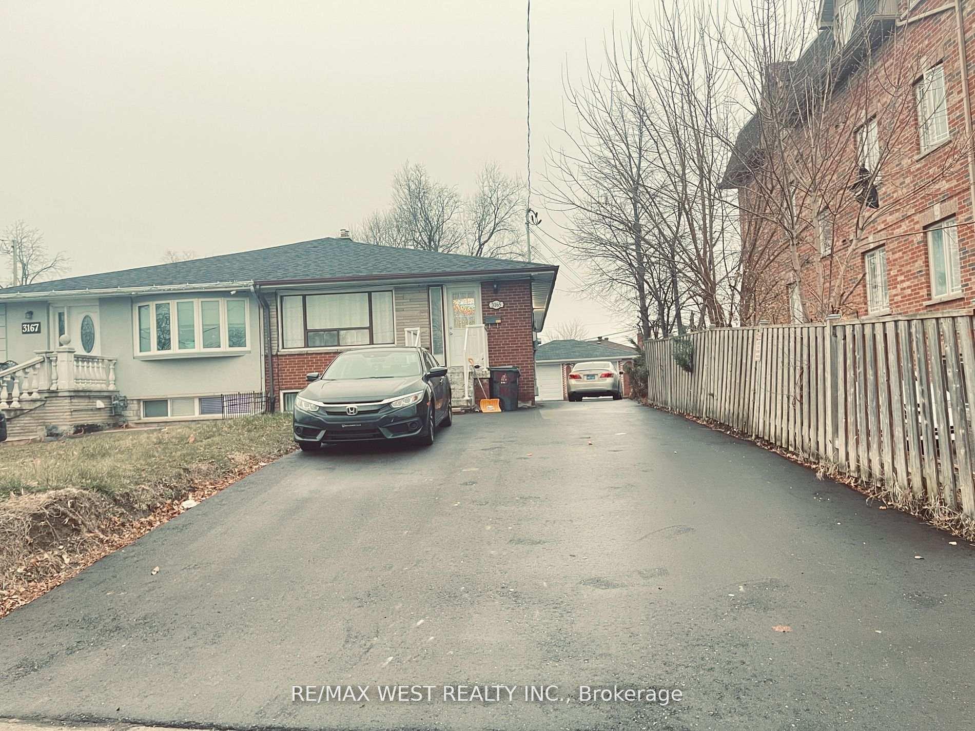 Upper - 3165 Weston Road Toronto Ontario Canada Rent residential Vince Nestico RE/MAX West Realty Inc., Brokerage *