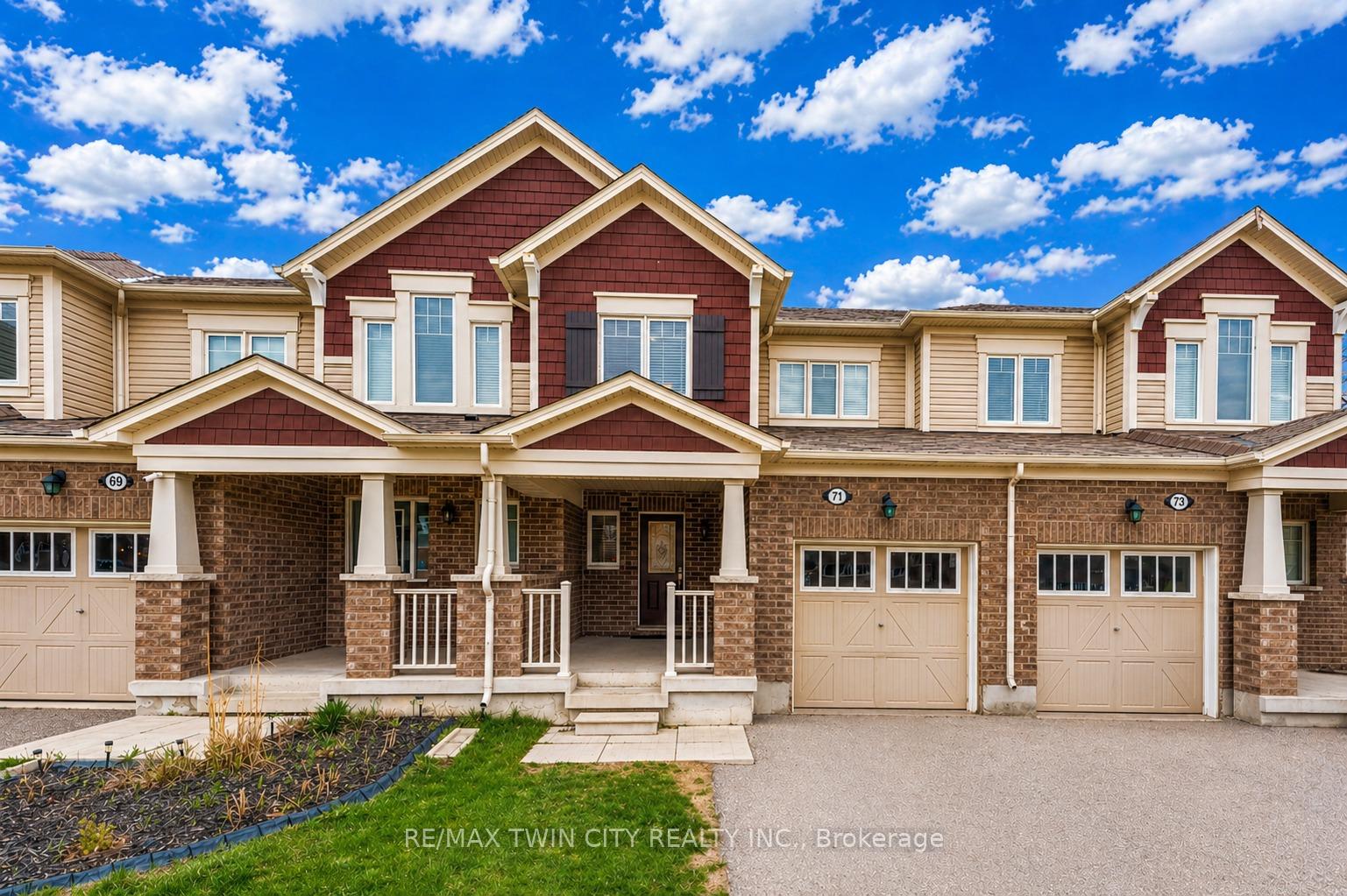 71 Glenvista Drive Kitchener Ontario Canada Sale residential Eva Munch RE/MAX Twin City Realty Inc., Brokerage*