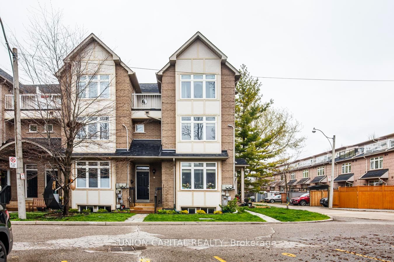 8 - 1 Bastedo Avenue Toronto Ontario Canada Sale residential Tan Nguyen Union Capital Realty, Brokerage*