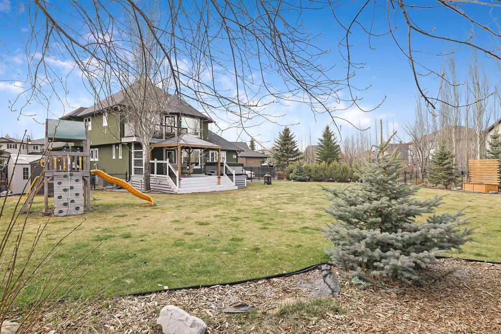 105 Lang PL Okotoks Alberta Canada Sale residential Caleb Reich RE/MAX Landan Real Estate