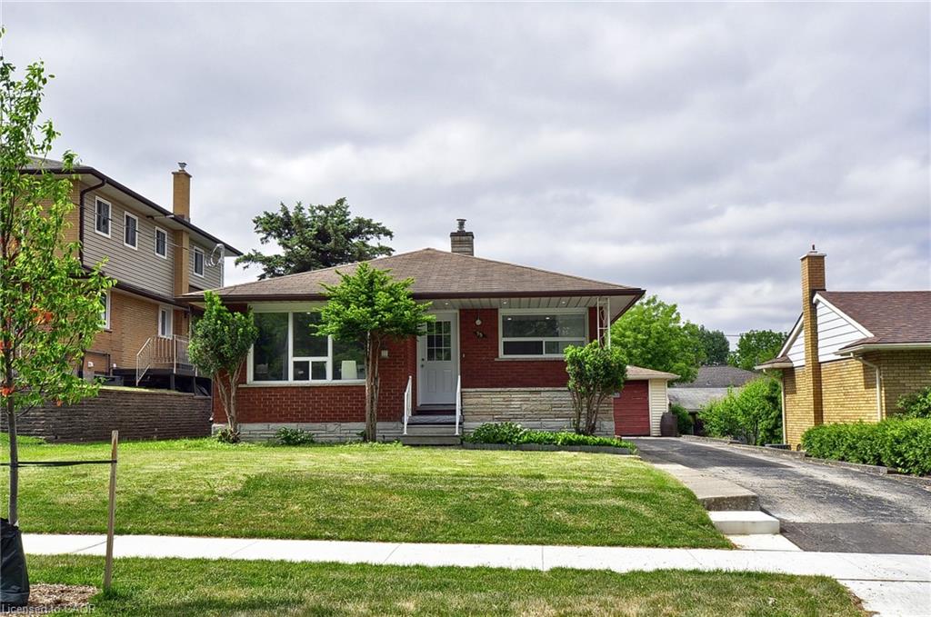 Main - 75 Olympic Drive E Kitchener Ontario Canada Rent residential Colleen Koehler RE/MAX Twin City Realty Inc., Brokerage*