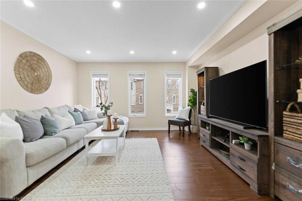 25 - 50 Mcgonigal Lane Ajax Ontario Canada Rent residential   RE/MAX Realty Enterprises Inc., Brokerage