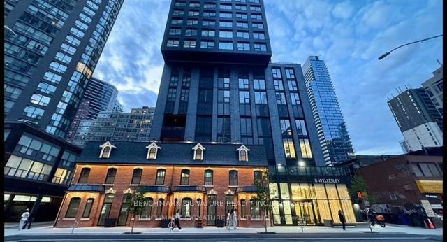 3312 - 8 Wellesley Street W Toronto Ontario Canada Rent residential   Adenat Real Estate LTD., Brokerage*