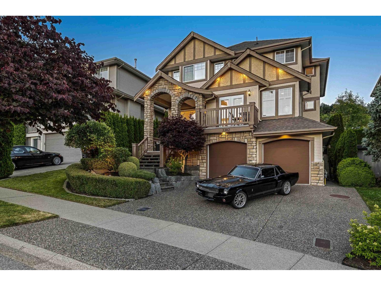 3382 APPLEWOOD DRIVE Abbotsford British Columbia Canada Sale residential Peter Skrzyniarz HOMELIFE ADVANTAGE REALTY LTD,
