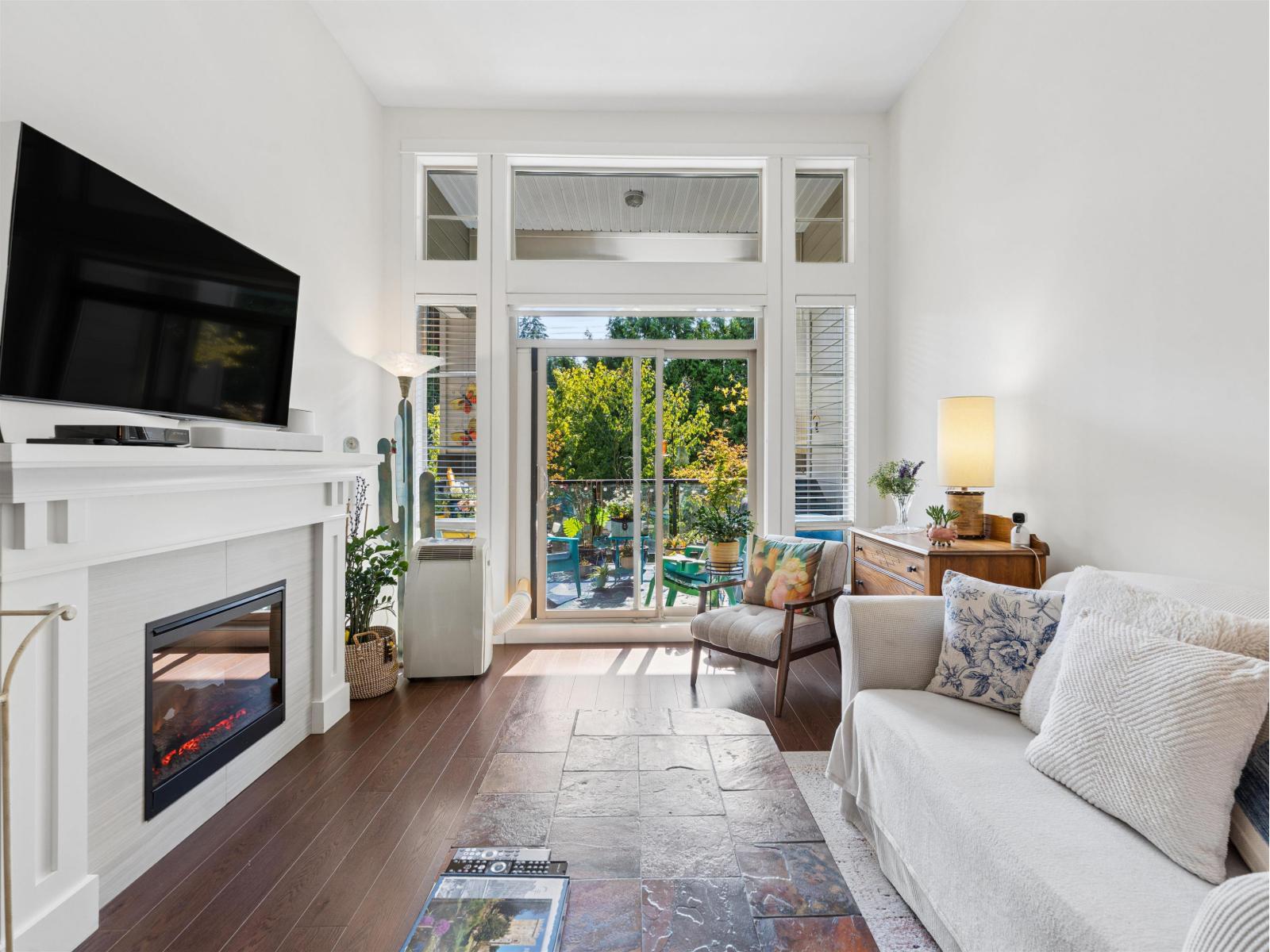 308 15185 36 AVENUE Surrey British Columbia Canada Sale residential   HomeLife Benchmark Realty Corp.