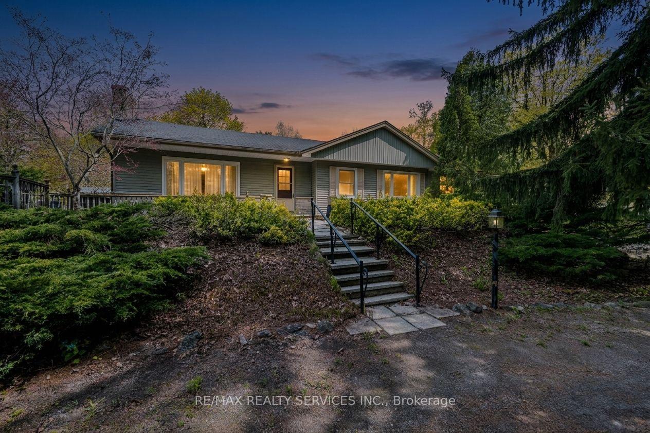 1368 2 Side Road Burlington Ontario Canada Sale residential SHANNON MCCOUBREY RE/MAX Escarpment Realty Inc., Brokerage*