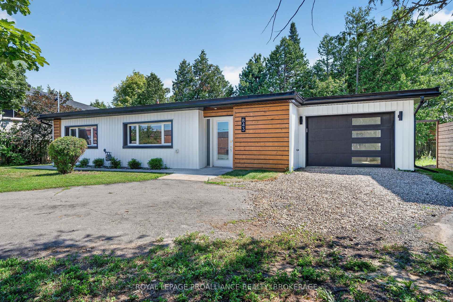 843 Woodbine Road Kingston Ontario Canada Sale residential TEAM TALLEN Royal LePage Proalliance Realty, Brokerage