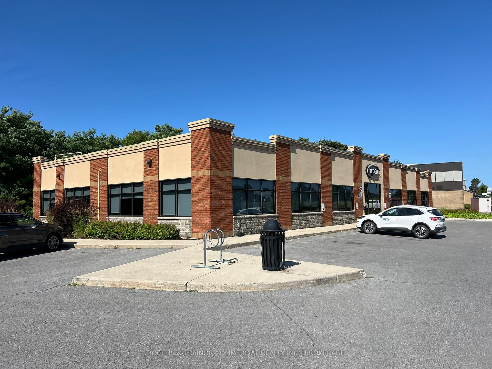 644 Dalton Avenue Kingston Ontario Canada Lease commercial TEAM TALLEN Royal LePage Proalliance Realty, Brokerage