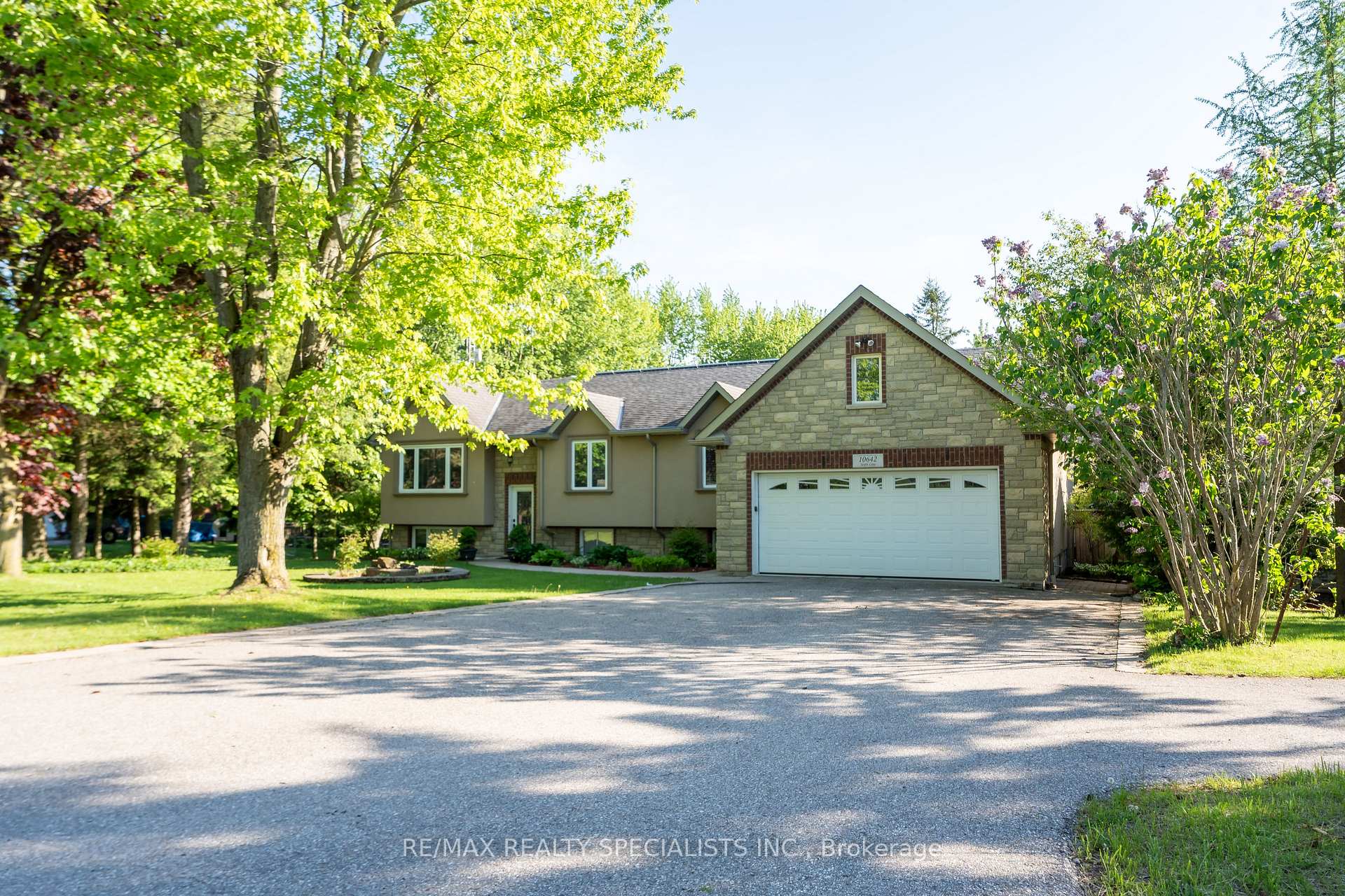 10642 Sixth Line Halton Hills Ontario Canada Sale residential Ricky Khurana RE/MAX Realty Specialists Inc., Brokerage *