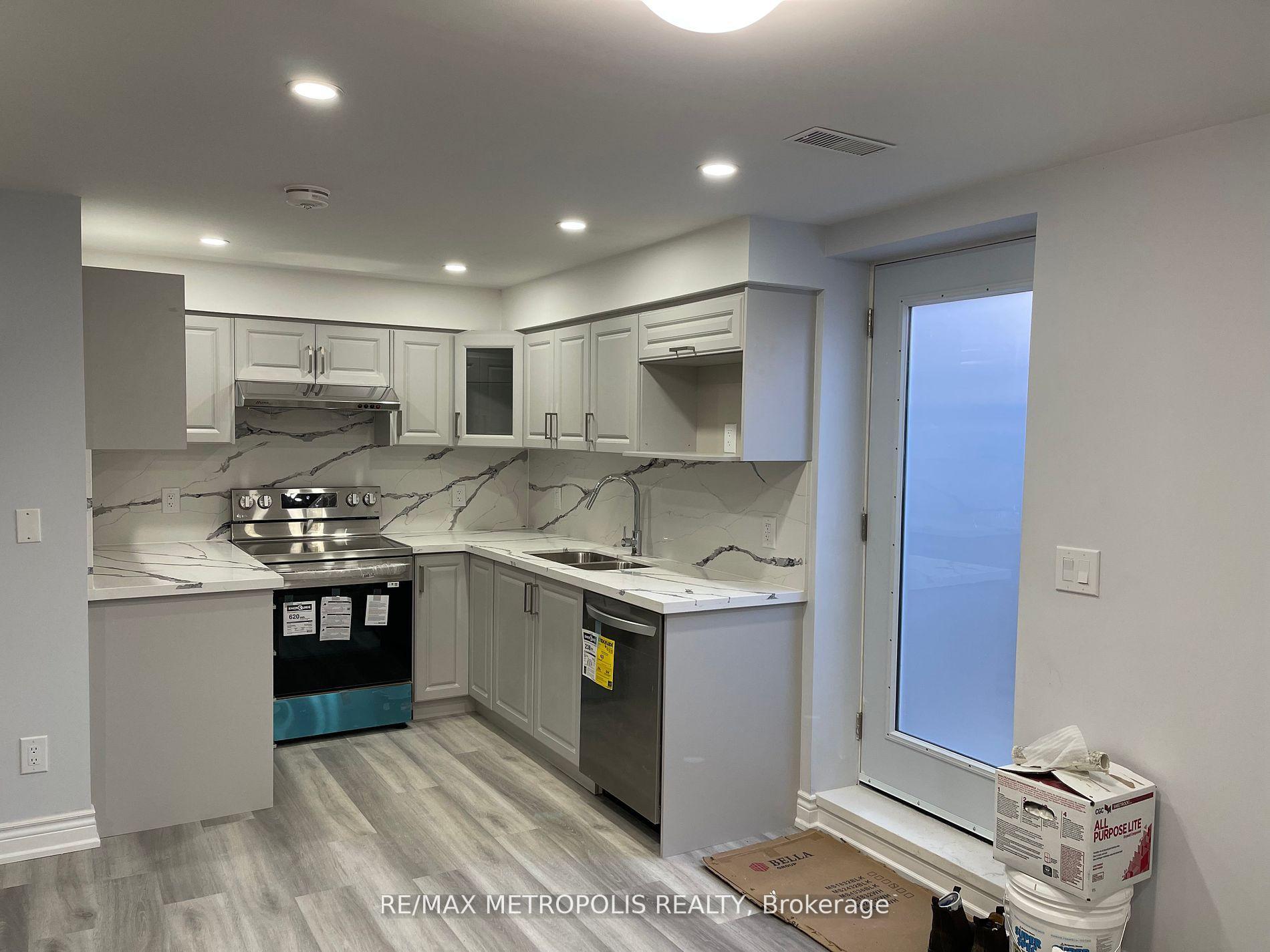 BSMT - 272 CORNELL PARK Avenue Markham Ontario Canada Rent residential DIPEN PATEL RE/MAX Metropolis Realty Brokerage*