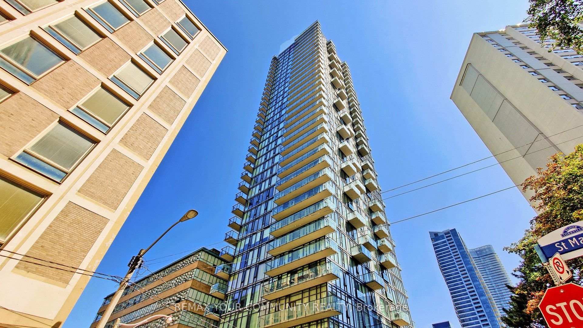 3304 - 75 St Nicholas Street Toronto Ontario Canada Rent residential Mike Arya Re/Max Your Community Realty, Brokerage *