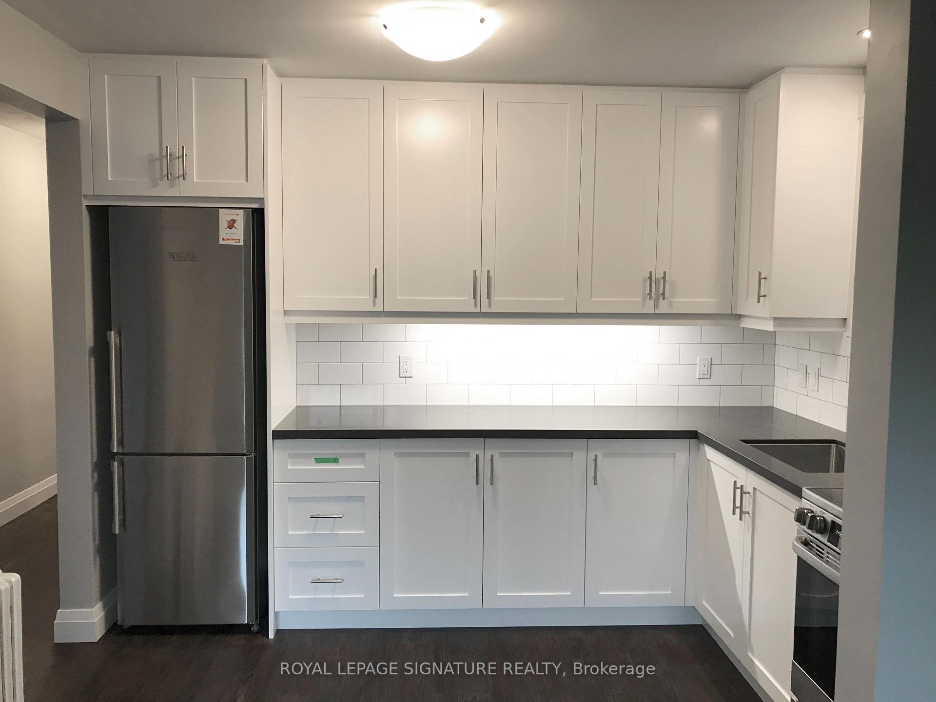 1 - 273 Lakeshore Road E Mississauga Ontario Canada Rent residential NICK PANARESE Royal LePage Signature Realty, Brokerage