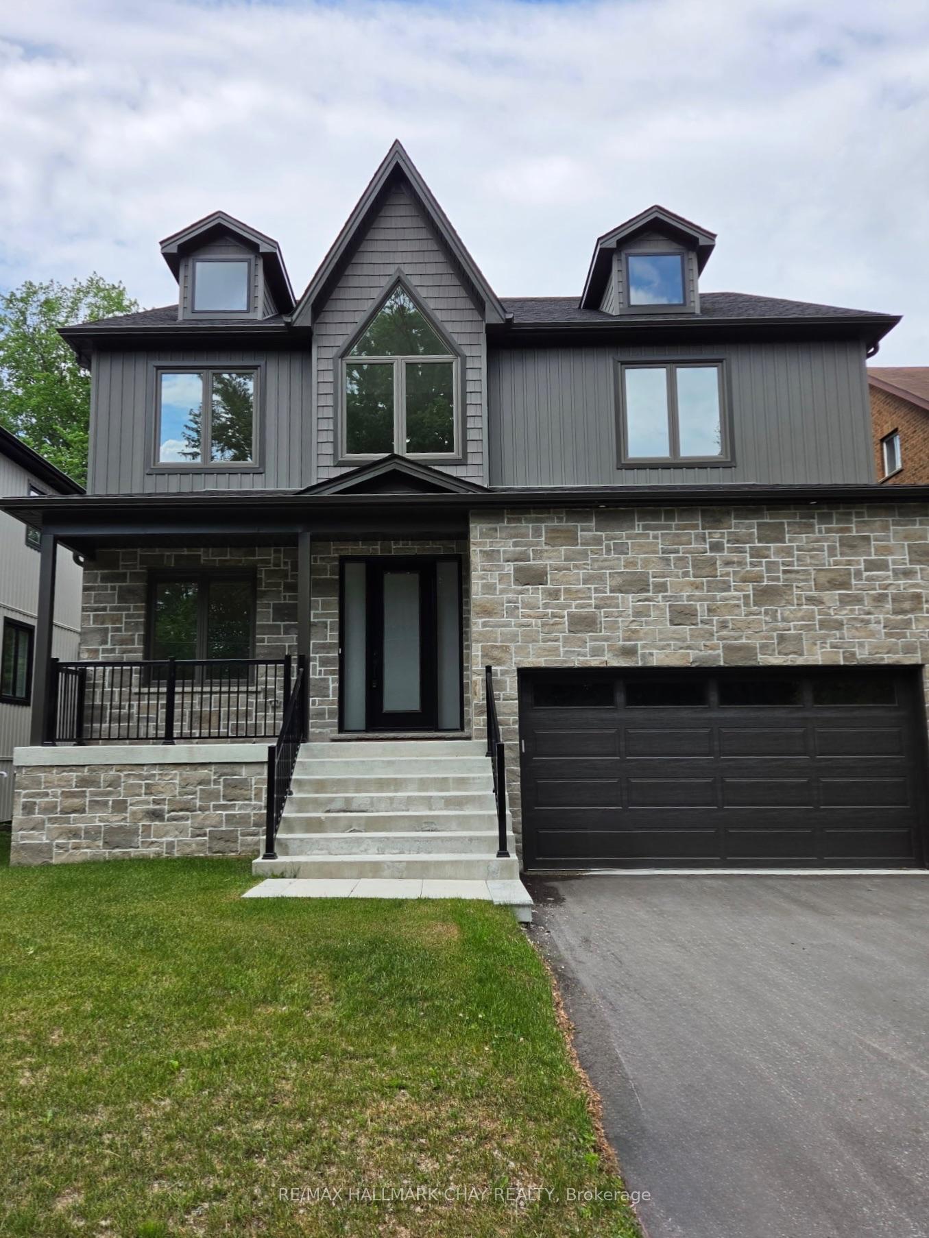 86 37th Street N Wasaga Beach Ontario Canada Sale residential Deanna Cerovina RE/MAX Hallmark Chay Realty, Brokerage