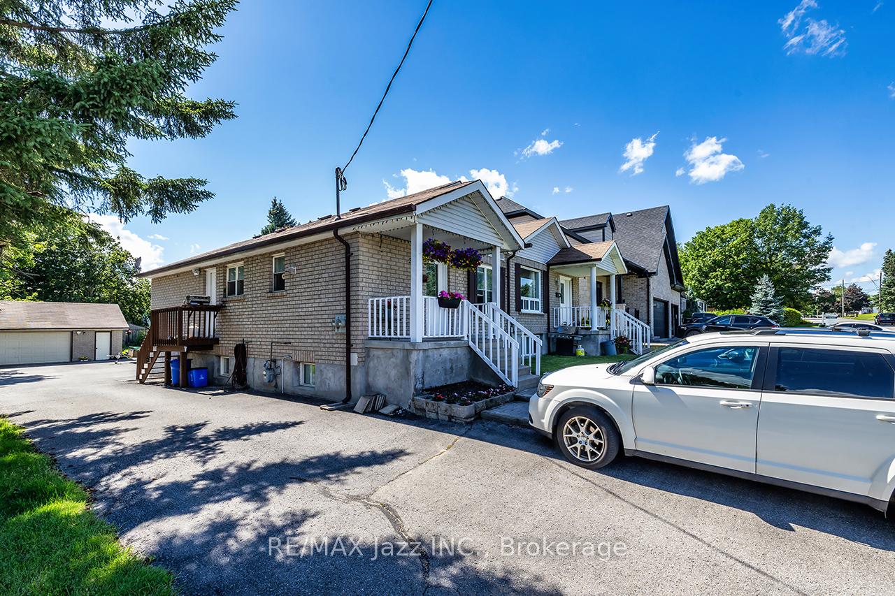 27 Waverley Road Clarington Ontario Canada Sale residential Durham Bungalows McROBERT REAL ESTATE GROUP