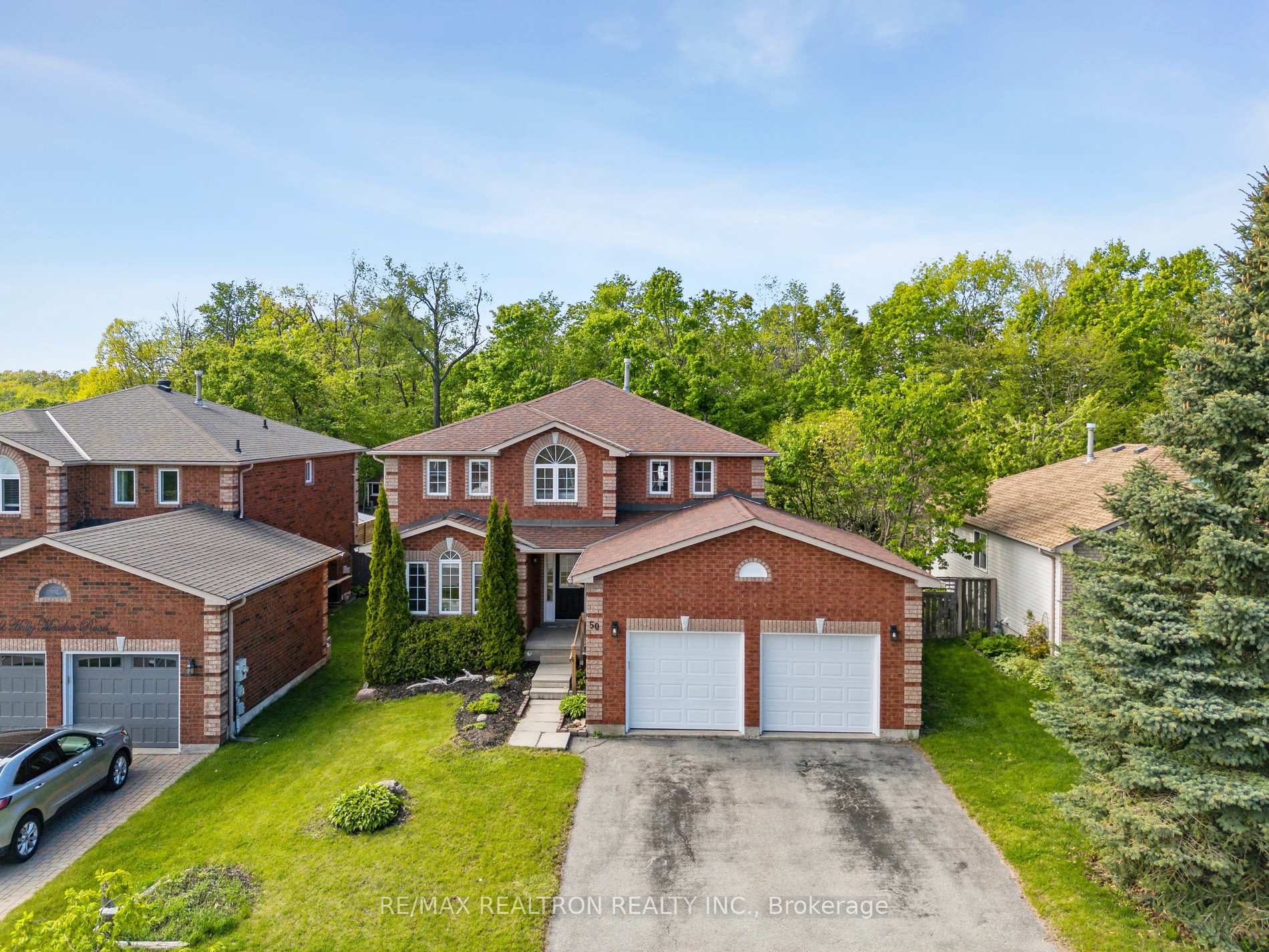 50 Holly Meadow Road Barrie Ontario Canada Sale residential Mehrdad Maghsoud RE/MAX Realtron Realty Inc., Brokerage*