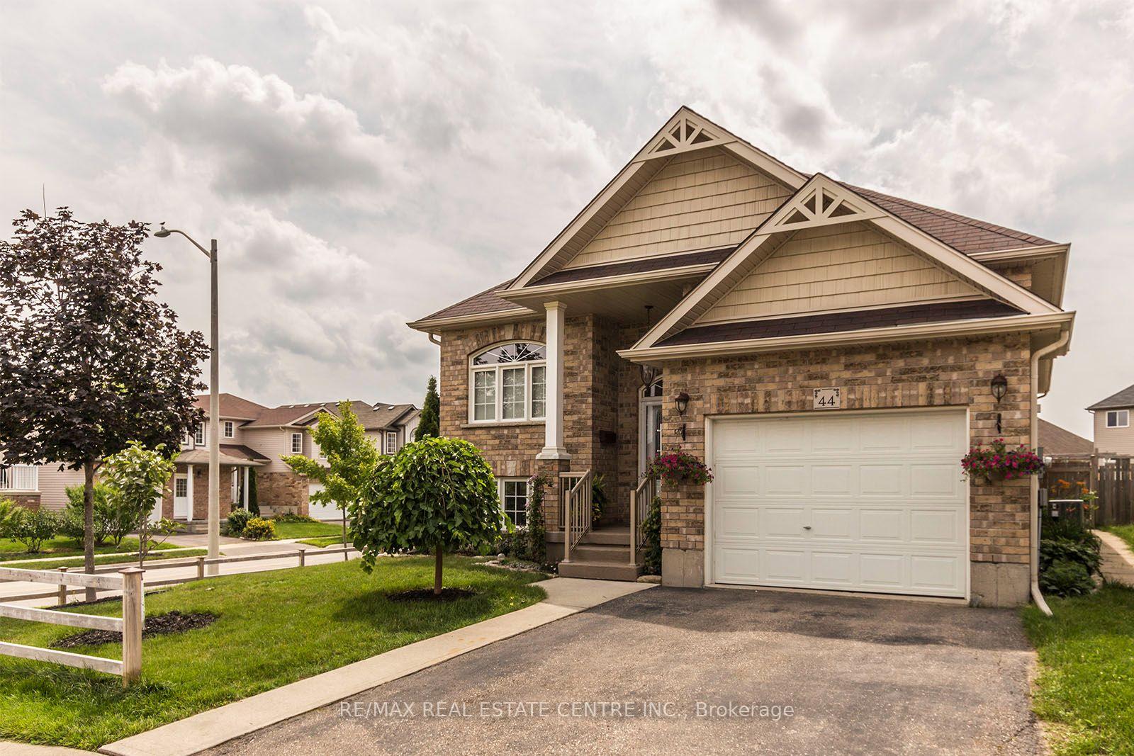 44 Lemon Grass Street Kitchener Ontario Canada Sale residential TEAM MIRO PEAK REALTY LTD. BROKERAGE*