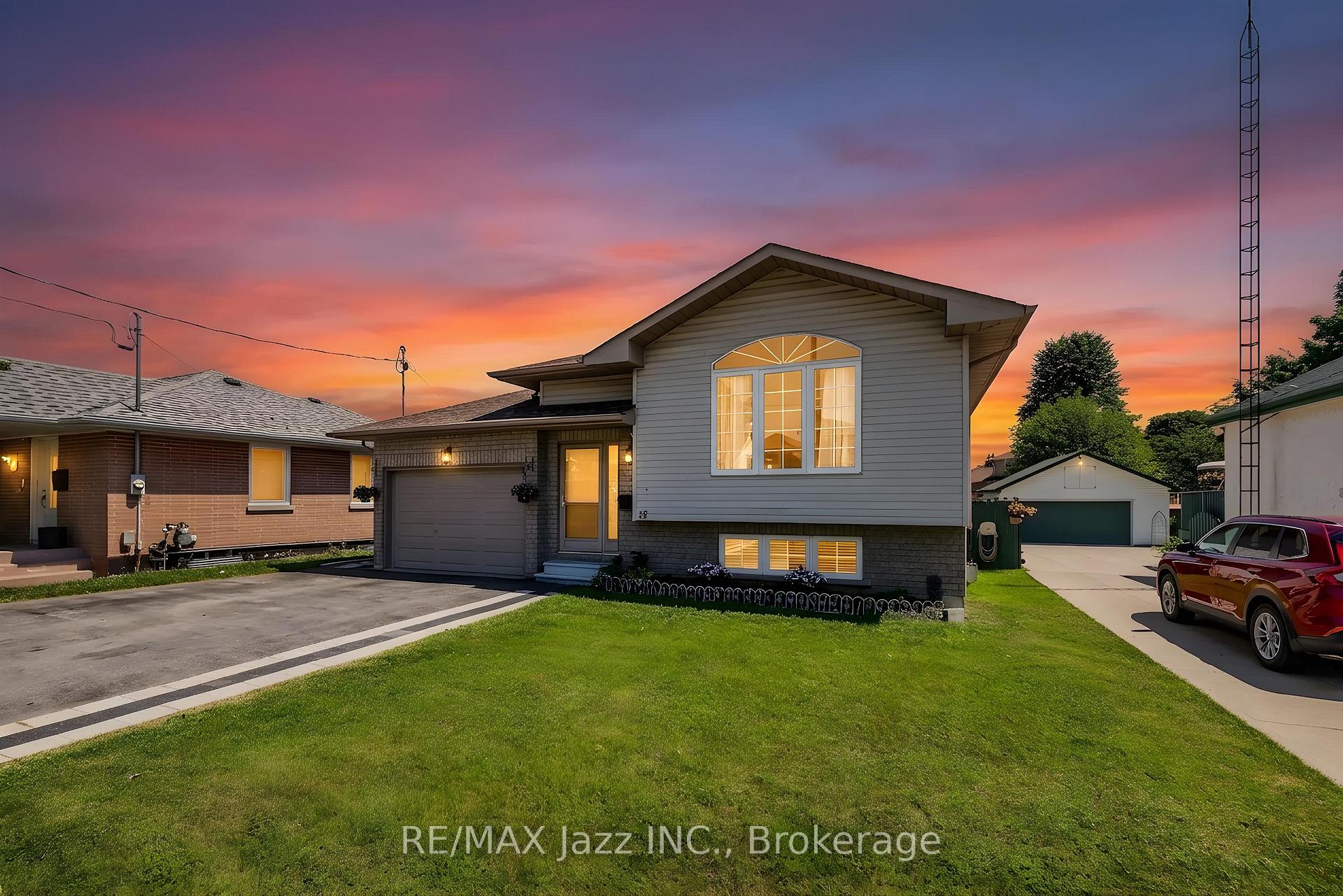 15 Townline Road S Clarington Ontario Canada Sale residential Durham Bungalows McROBERT REAL ESTATE GROUP