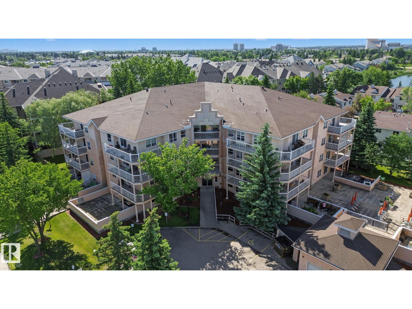 #105 17511 98A AV NW Edmonton Alberta Canada Sale residential Darlene Reid MORE Real Estate, Brokerage*