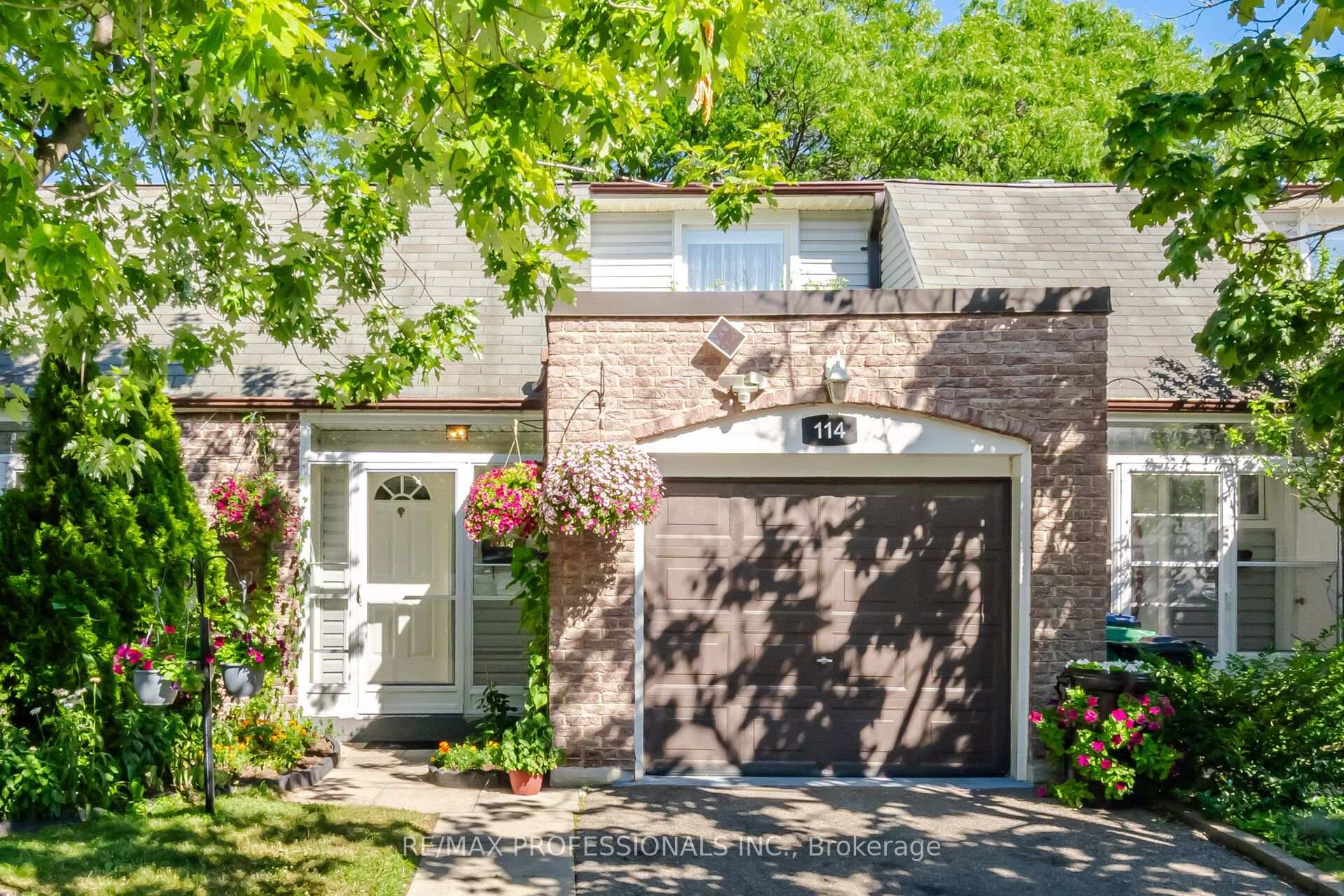 114 - 2440 Bromsgrove Road Mississauga Ontario Canada Sale residential Ross Talibov RE/MAX Professionals Inc., Brokerage*