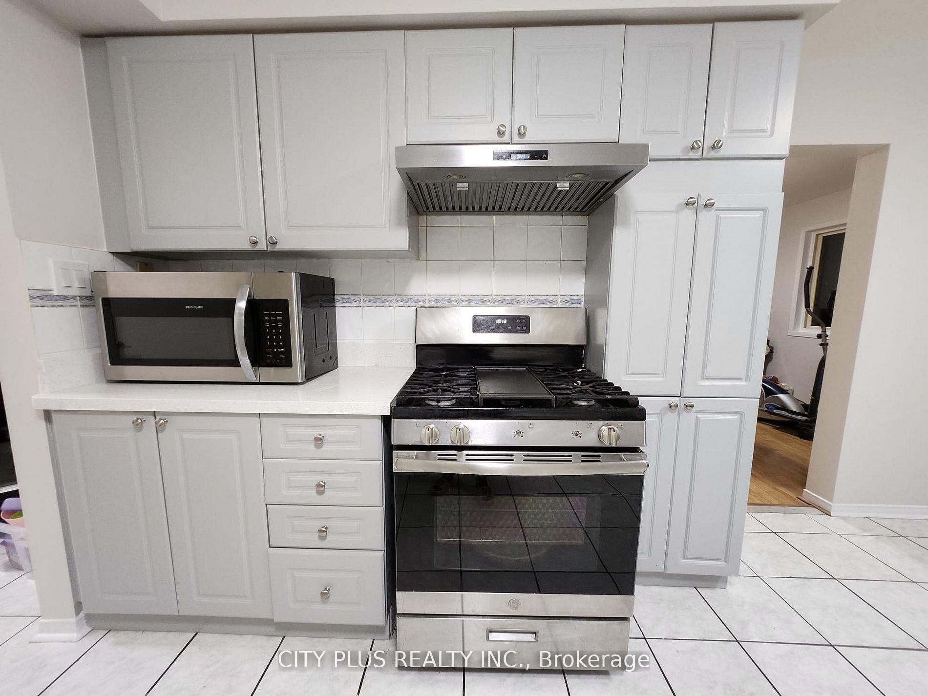Upper - 197 Mclevin Avenue Toronto Ontario Canada Rent residential   City Plus Realty Inc. Brokerage*