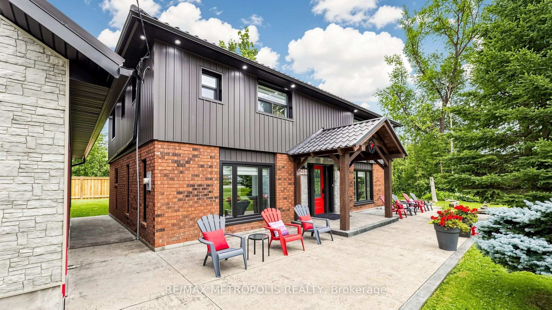 2739 IRETON Street E Innisfil Ontario Canada Sale residential Dushan Nithiyanantham RE/MAX Metropolis Realty Brokerage*