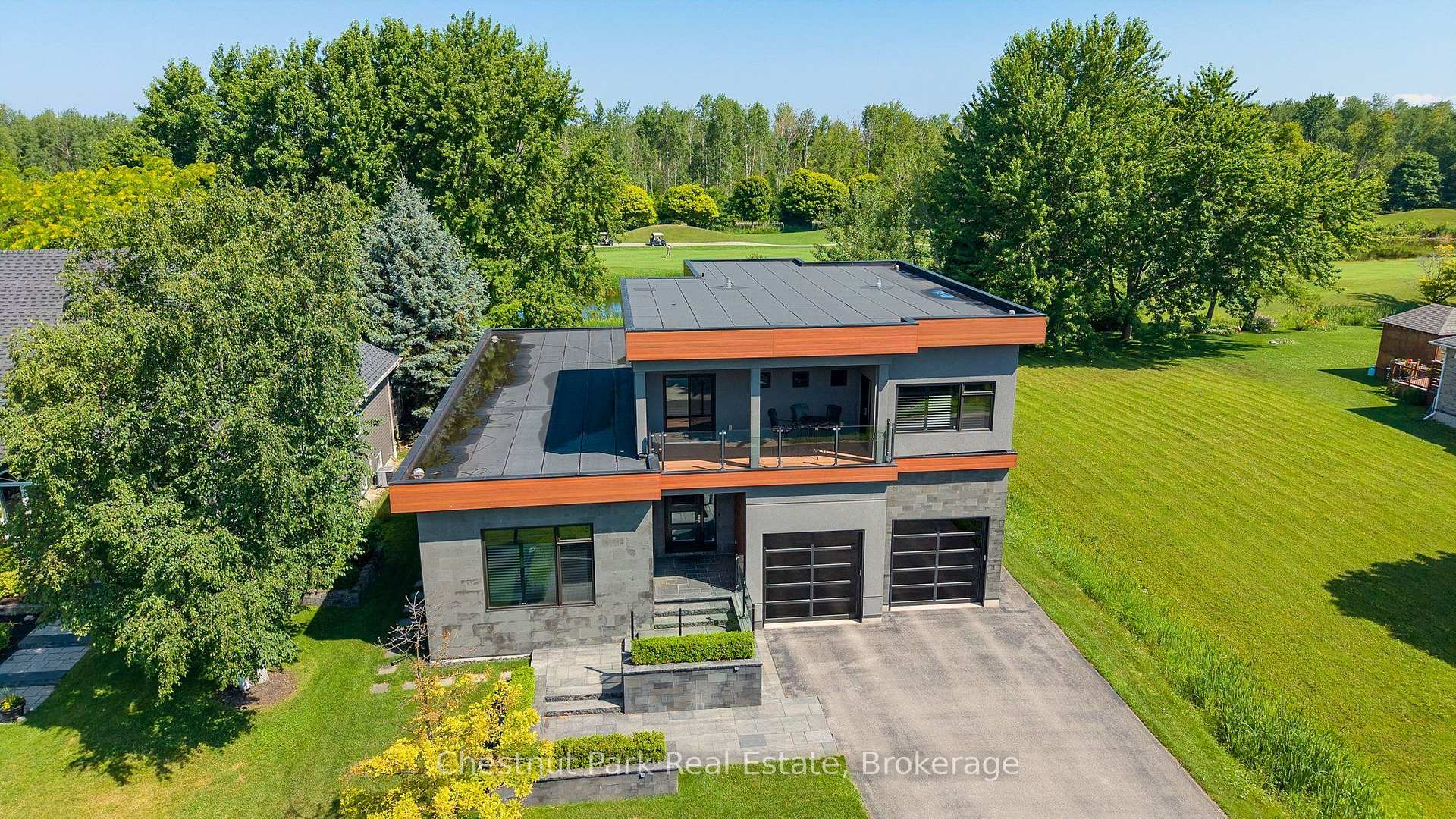 6 Bedroom Single Family Home/House's Image 41