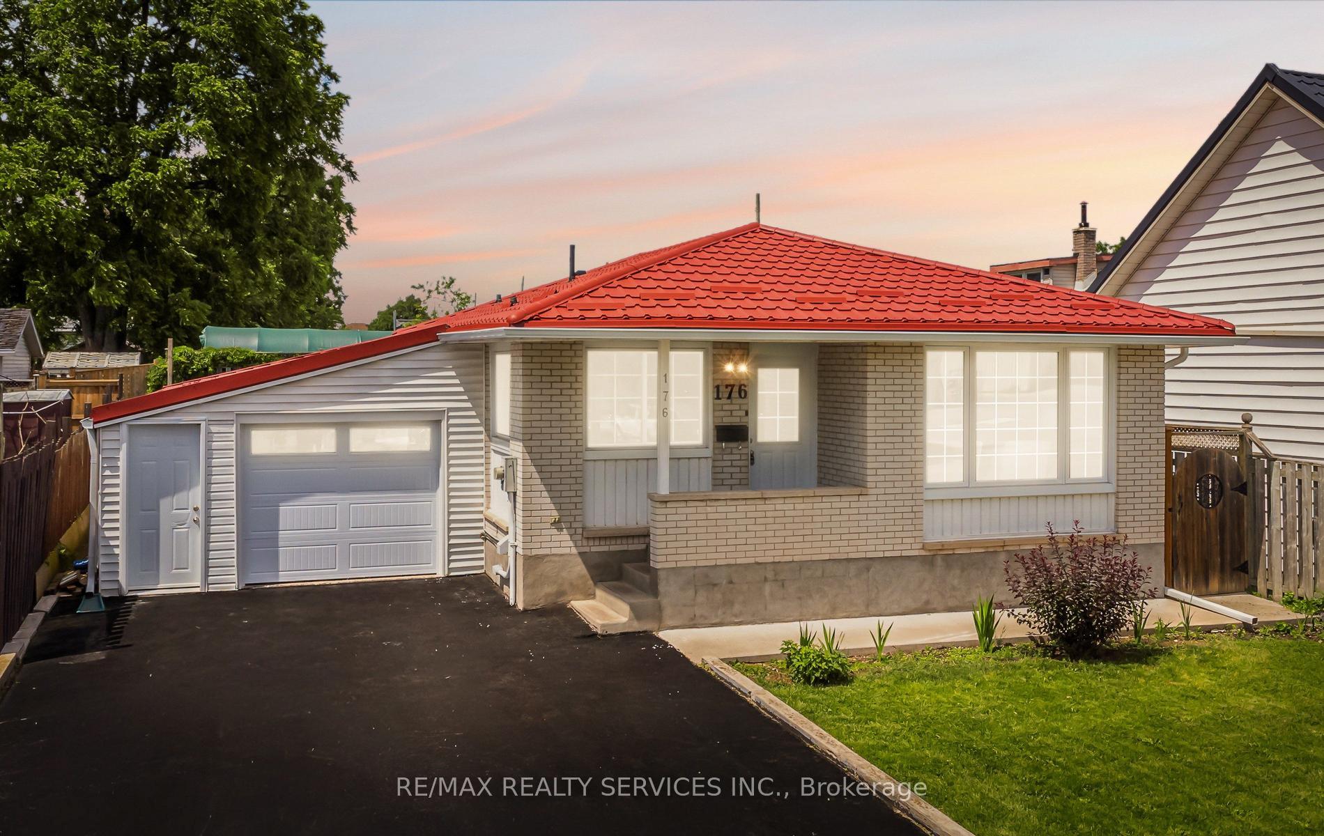 176 Samuelson Street Cambridge Ontario Canada Sale residential Renee Blair Sotheby's International Realty Canada