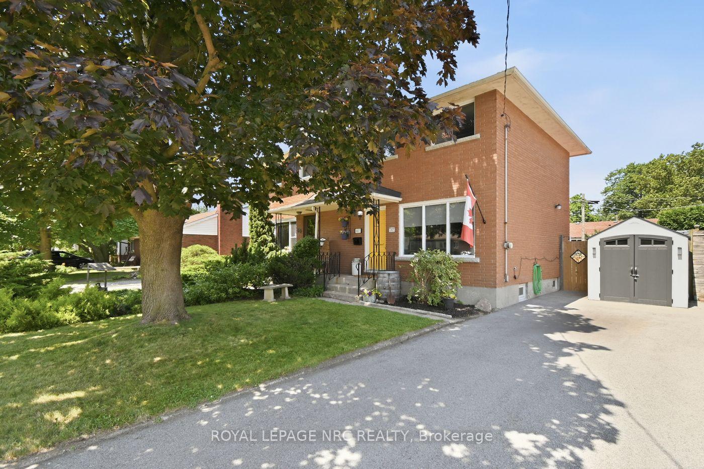 71 Wildwood Road St. Catharines Ontario Canada Sale residential Lily Ruggi ROYAL LEPAGE NRC REALTY