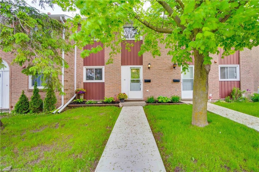 32 - 206 Green Valley Drive   Kitchener Ontario Canada Rent residential Cari Hewick RE/MAX Solid Gold Realty (II) Ltd., Brokerage*