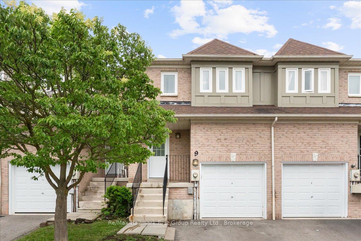 9 Alexis Way Whitby Ontario Canada Sale residential   Coldwell Banker - R.M.R. Real Estate, Brokerage*