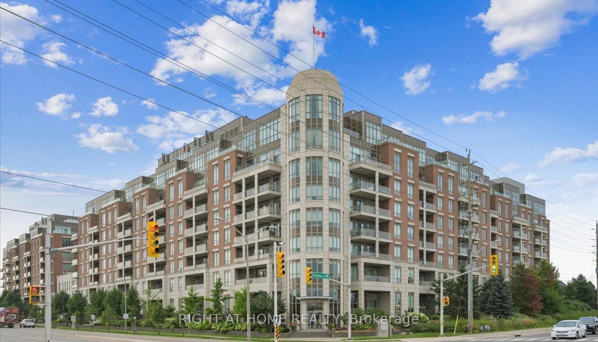 720 - 2480 Prince Michael Drive Oakville Ontario Canada Rent residential Lee Grandchamp Ermir Kape Right at Home Realty, Brokerage*