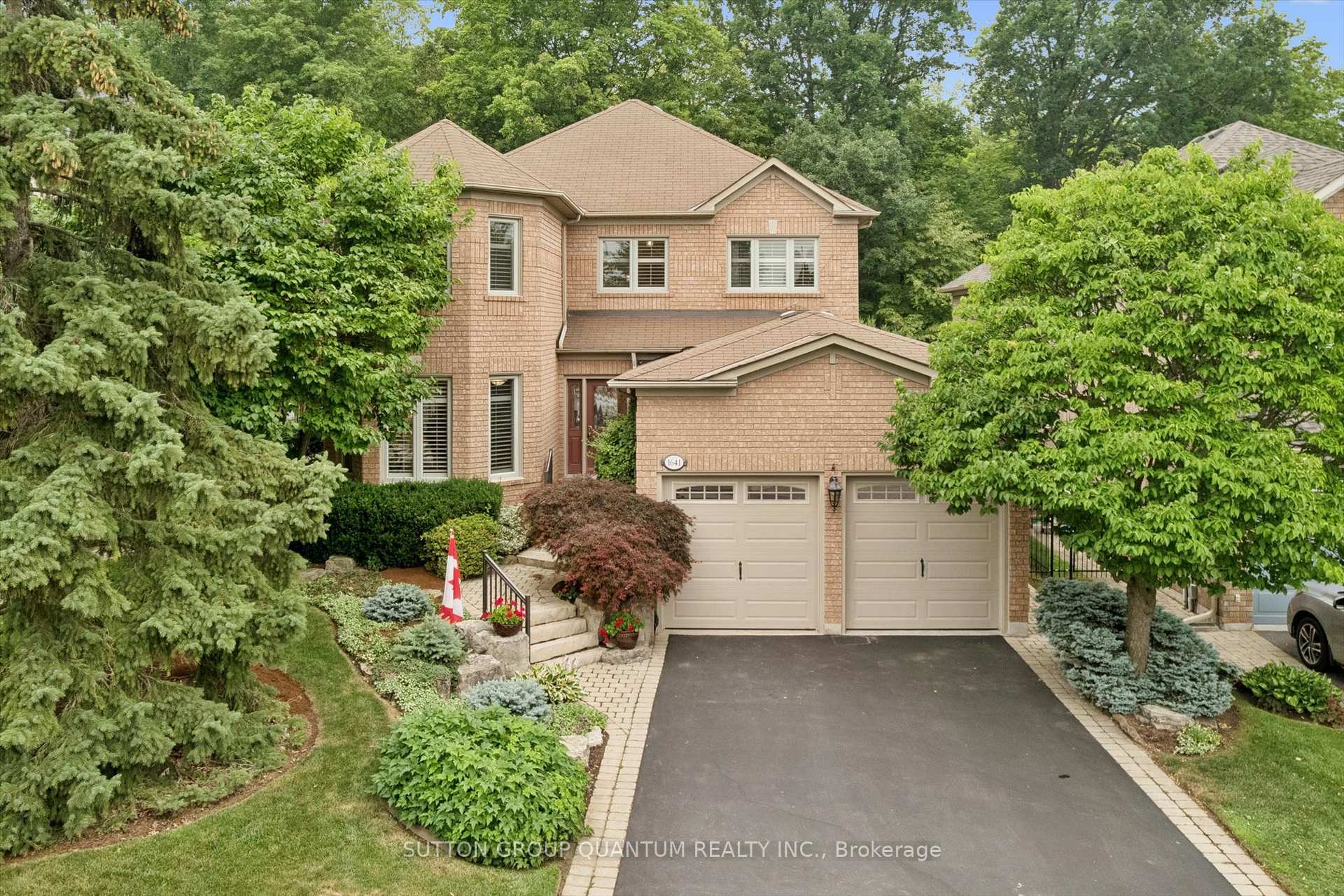 1641 Glenvista Drive Oakville Ontario Canada Sale residential Rahul Malik Sutton Group Quantum Realty Inc., Brokerage*