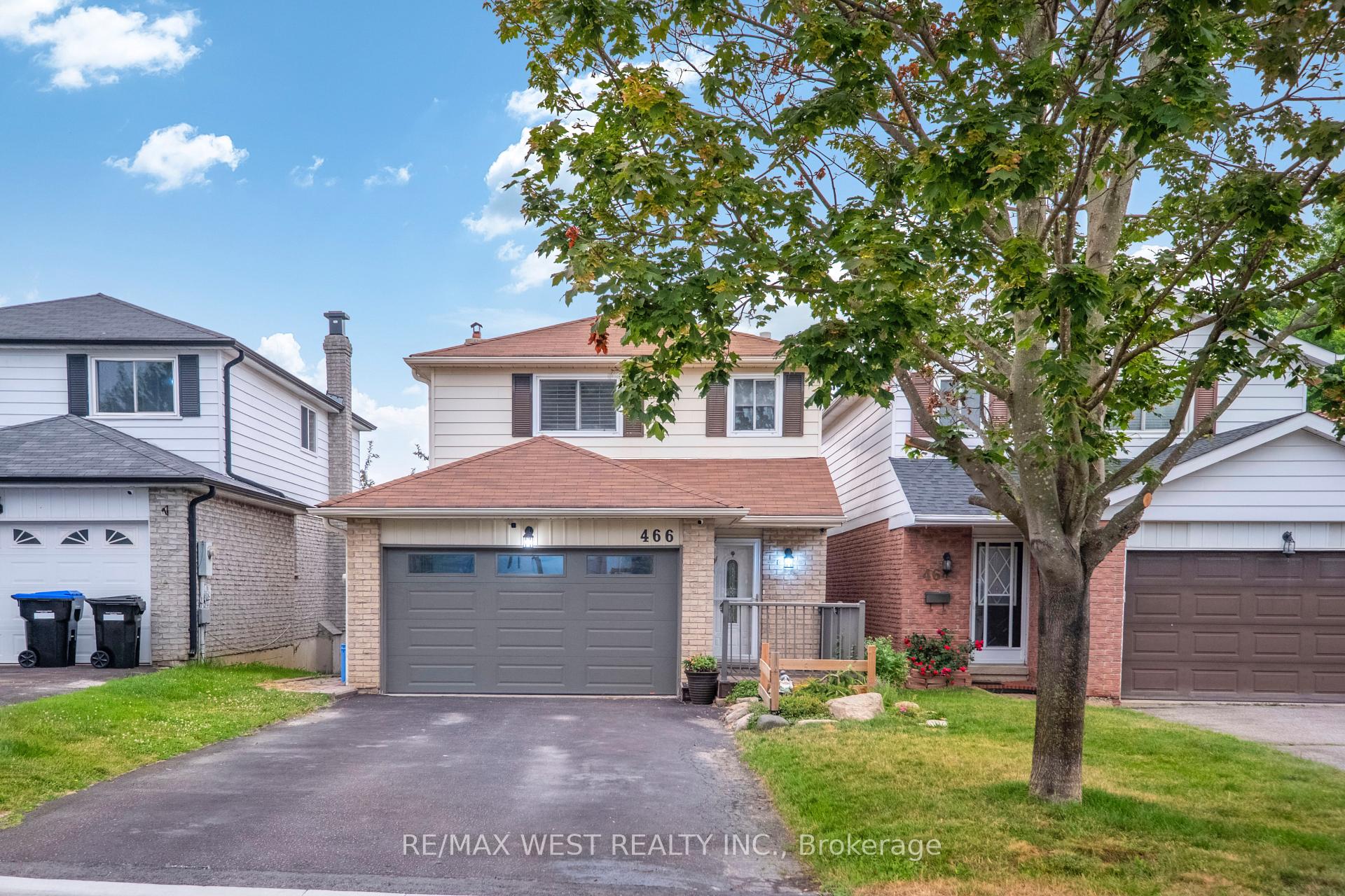 466 Britannia Avenue Bradford West Gwillimbury Ontario Canada Sale residential Emanuel Demelo RE/MAX West Realty Inc., Brokerage *
