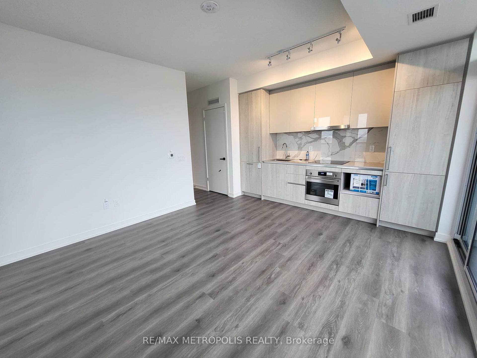 3209 - 225 Commerce Street Vaughan Ontario Canada Rent residential Ravnit Kauldhar RE/MAX Metropolis Realty Brokerage*