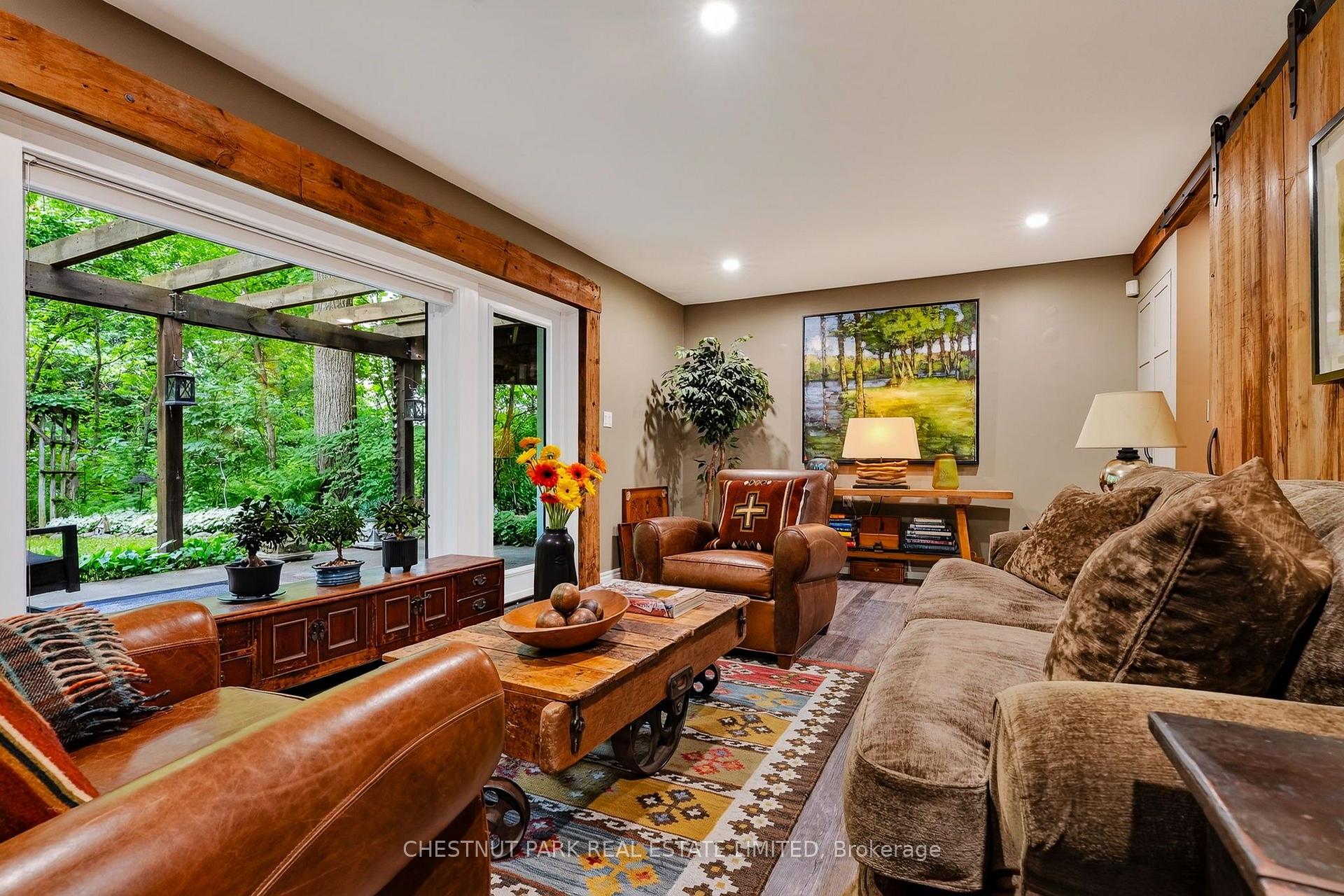 3 Bedroom Single Family Home/House's Image 28