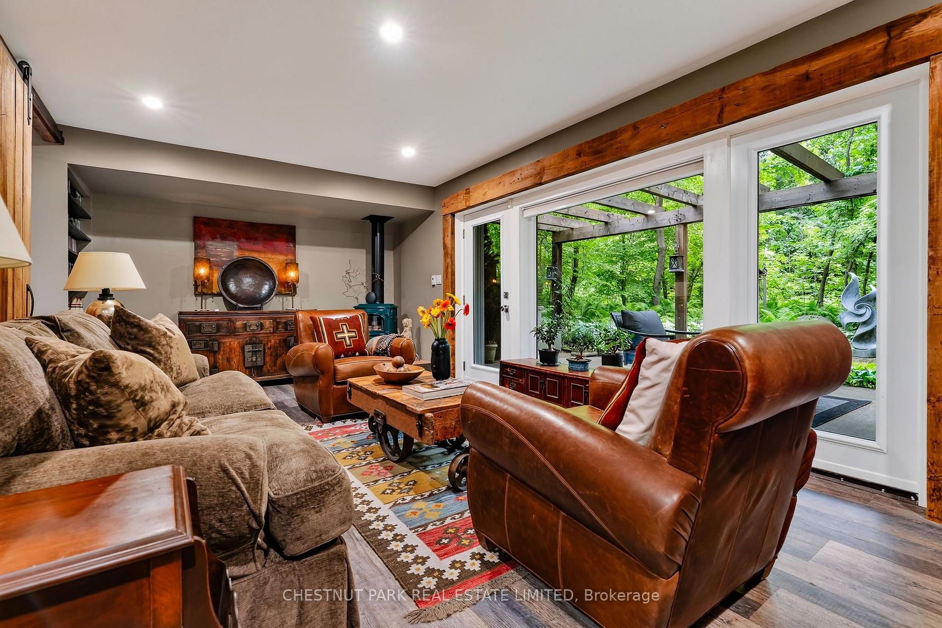 3 Bedroom Single Family Home/House's Image 27