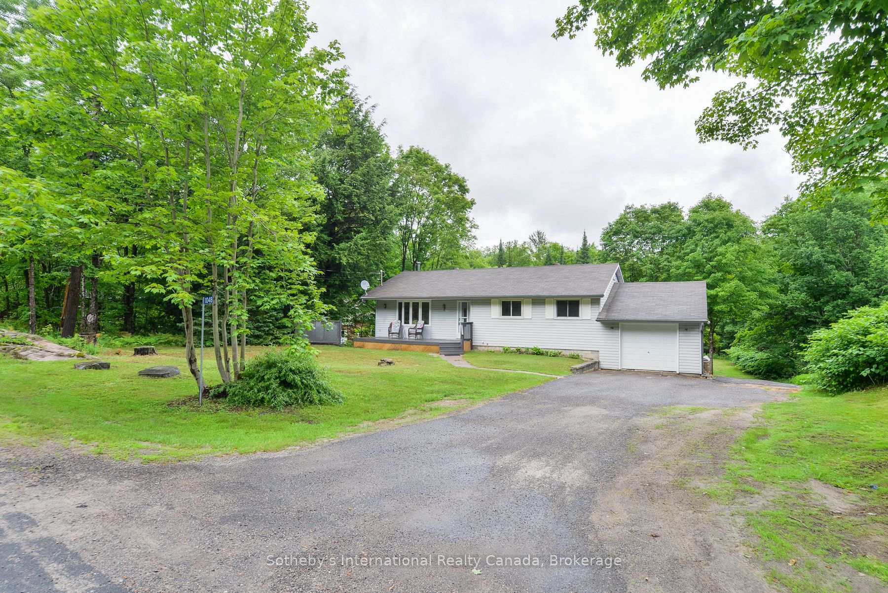 1048 Old Falkenburg Road Bracebridge Ontario Canada Sale residential Radka Hnilicova Anchor Realty, Brokerage*