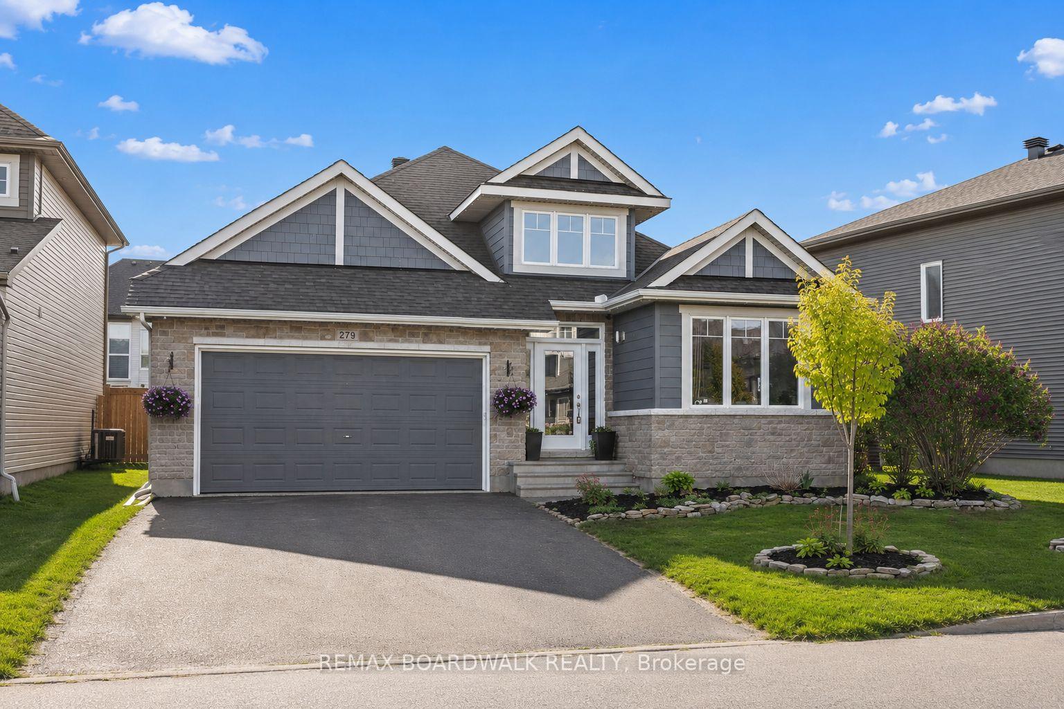 279 Sceptre Way Ottawa Ontario Canada Sale residential Jason Clement ROYAL LEPAGE TEAM REALTY